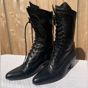 Oak Tree Farms Lace-Up Leather Boots